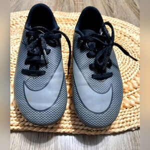 Nike Black and Gray Sports Sneakers